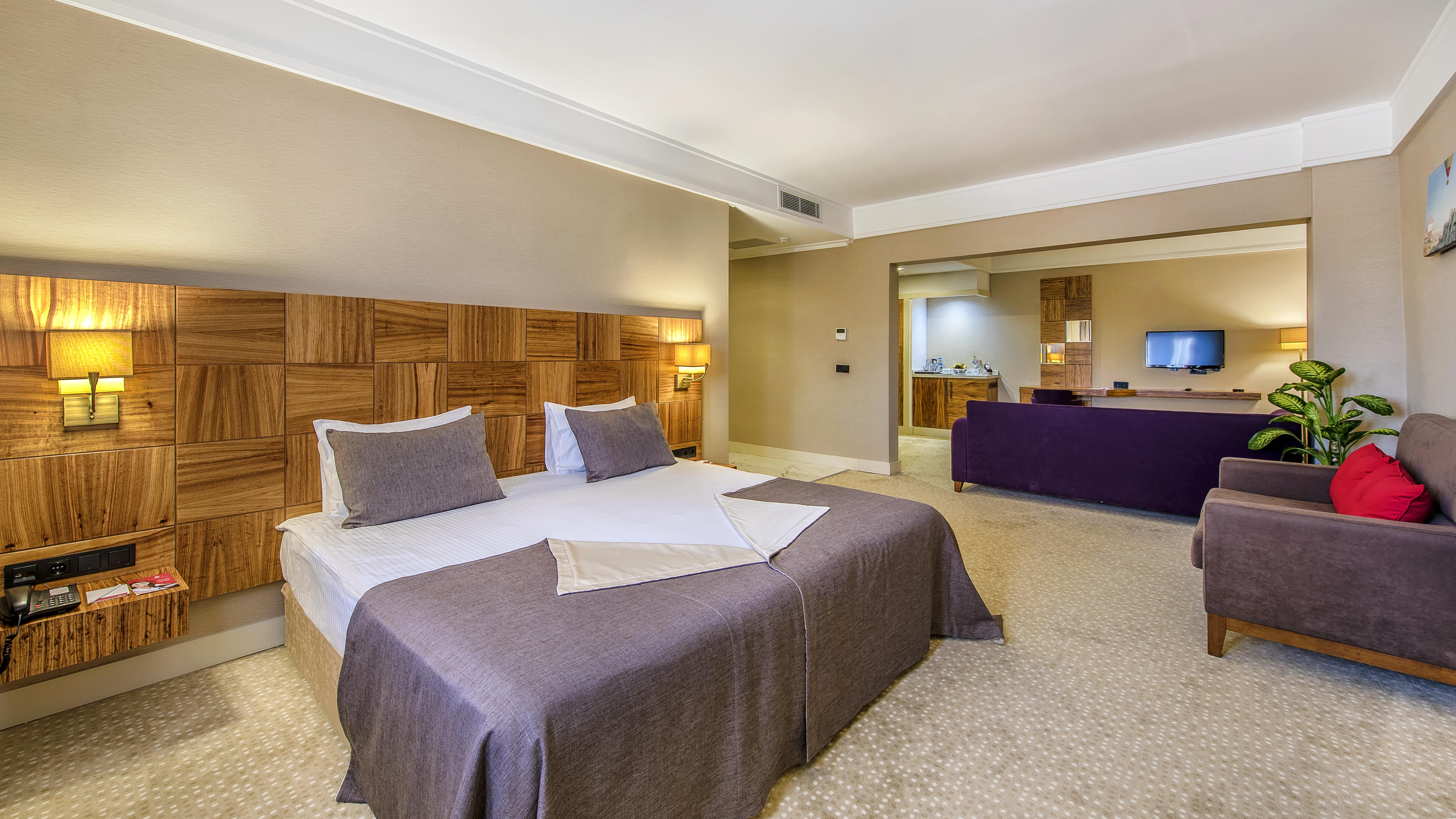Ramada By Wyndham Cappadocia Hotel Ortahisar Exterior photo